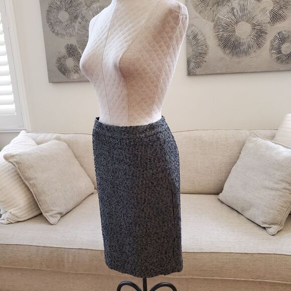 J. Crew No. 2 Pencil Skirt Sz 2 - Picture 6 of 12